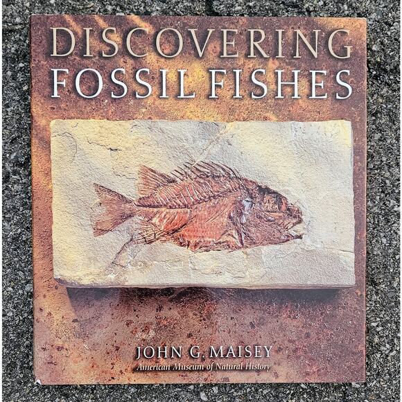 Discovering Fossil Fishes Henry Holt Reference Hardcover Book Illustrated DJ - Picture 1 of 5